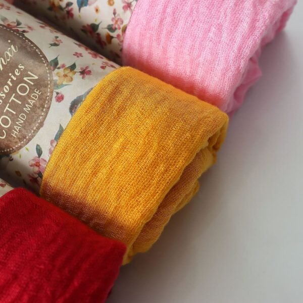 Pleated solid colour cotton-linen blend scarf - Image 5