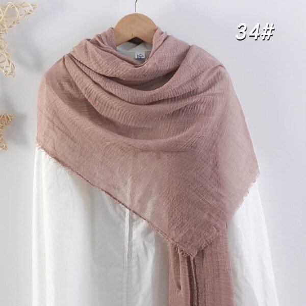 Pleated solid colour cotton-linen blend scarf - Image 2